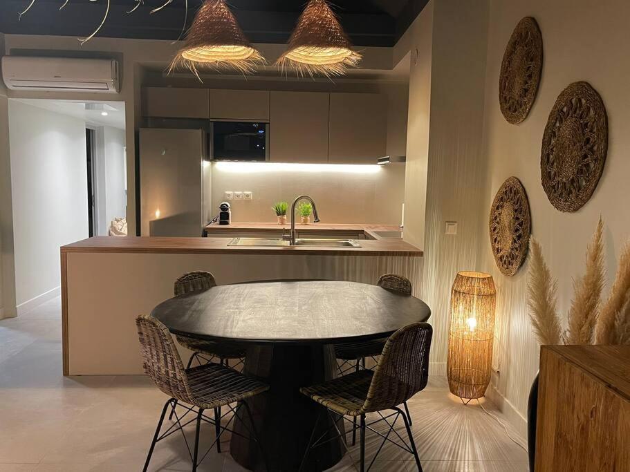 Oligaia Orient Bay Apartman Quarter of Orleans Kültér fotó